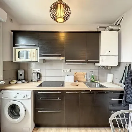 Appartement Le Mignon - Gare à 1 Minute - Parking Privé - Entrée Autonome *