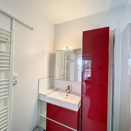 Le Mignon - Gare à 1 Minute - Parking Privé - Entrée Autonome Appartement *