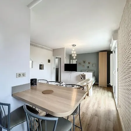 Appartement Le Mignon - Gare à 1 Minute - Parking Privé - Entrée Autonome *