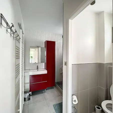 Appartement Le Mignon - Gare à 1 Minute - Parking Privé - Entrée Autonome *